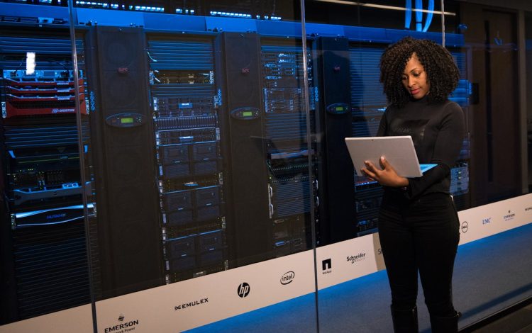 Advisory: Managing Risks Associated with Oracle E-Business Suite Vulnerability